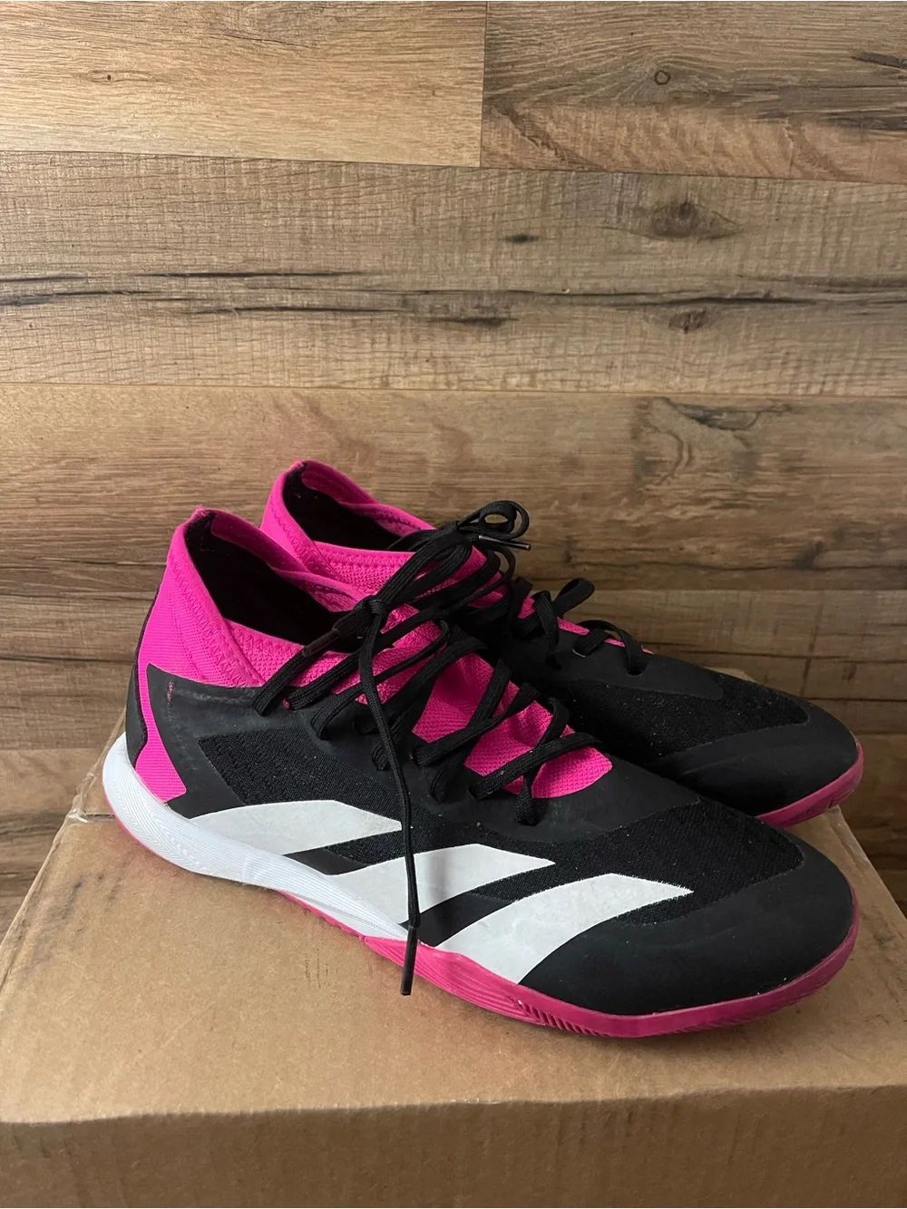 Adidas Predator Accuracy .3 Indoor Soccer Sala Shoes 7 Black Pink White
